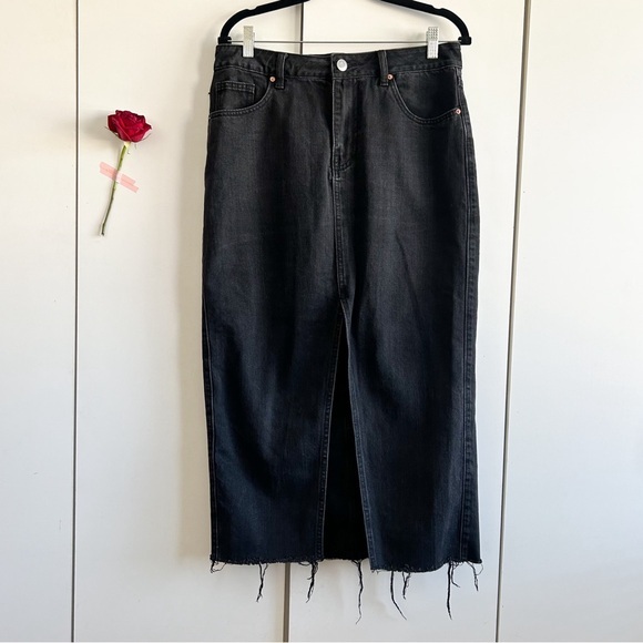 YMI Black Jean Maxi Skirt ✨ Sz Medium - Picture 1 of 6